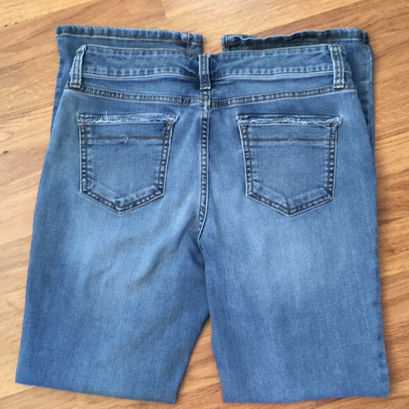 St Johns Bay Straight Leg Jeans Med Wash -Size 10P - Picture 5 of 8